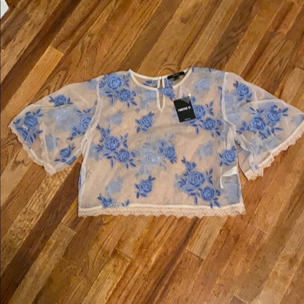 Forever 21 embodied floral crop top